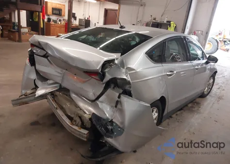 2016 Ford Fusion S из США, поврежденный, VIN 3FA6P0G79GR201081